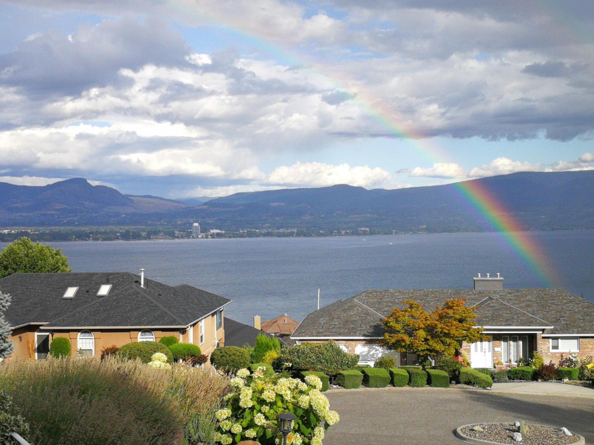 Casa Grande Lakeview House West Kelowna Bilik gambar